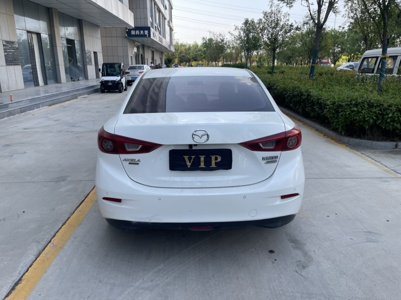 济宁19年马自达昂克赛拉8