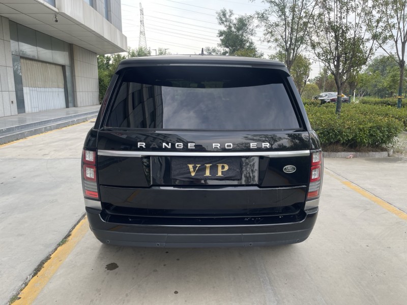 济宁16年路虎揽胜行政7