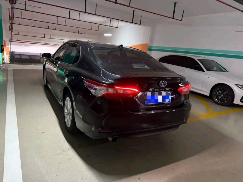 合肥21年丰田凯美瑞5