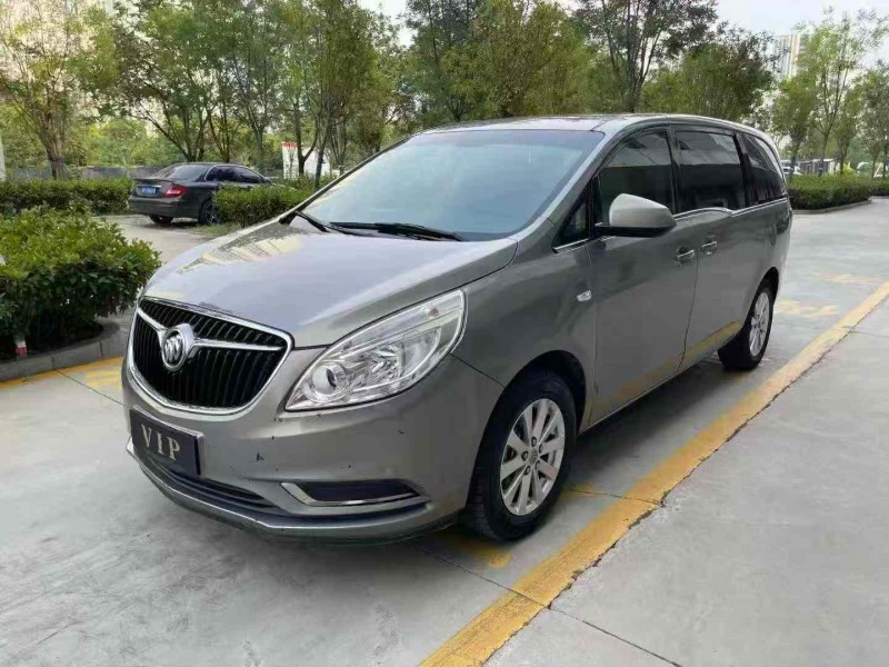 济宁19年别克GL83