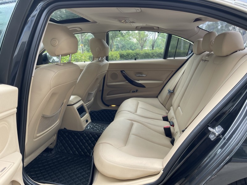 济宁12年宝马3系5