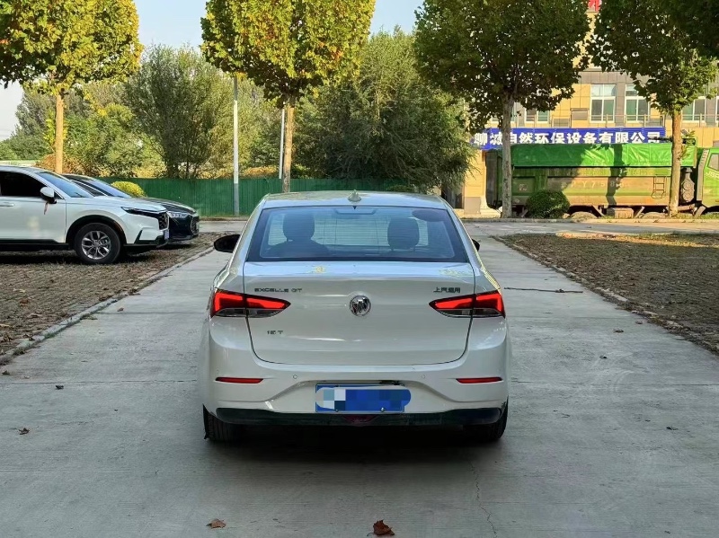 聊城19年别克英朗8