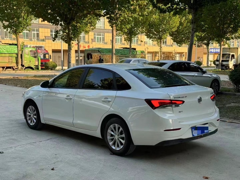 聊城19年别克英朗9