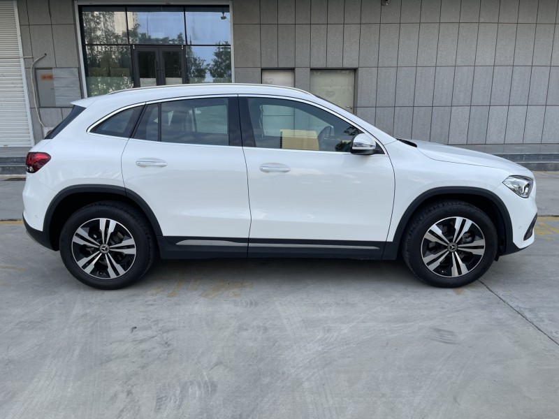 济宁20年奔驰GLA3