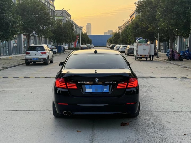 聊城11年宝马5系8