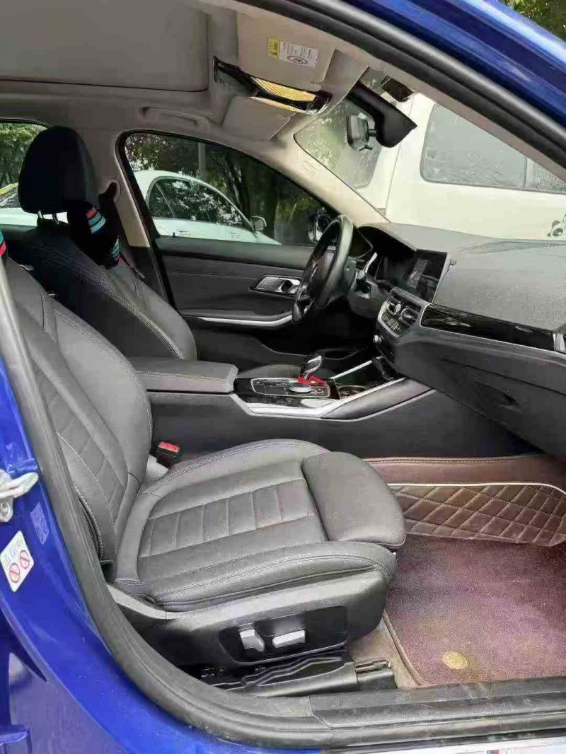 重庆20年宝马3系6