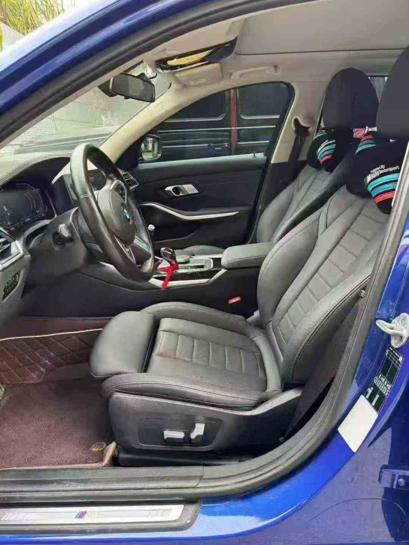 重庆20年宝马3系7