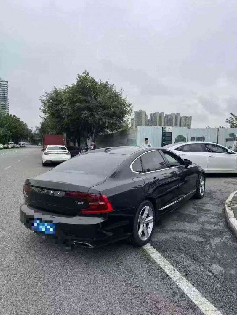 重庆18年沃尔沃S908