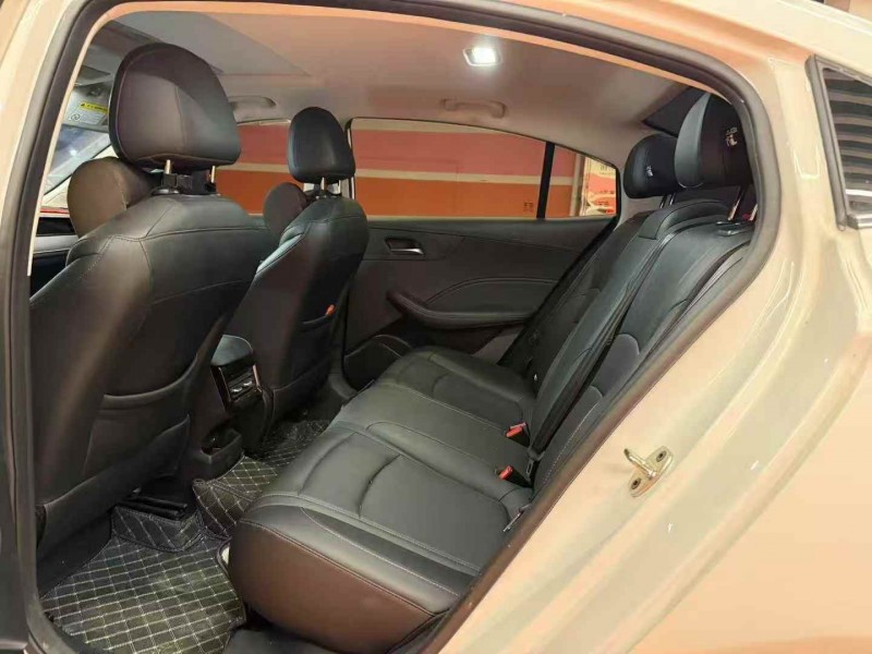 常州25年荣威i56