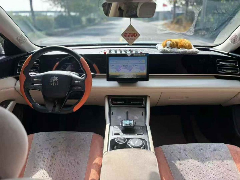 宝鸡25年比亚迪秦4