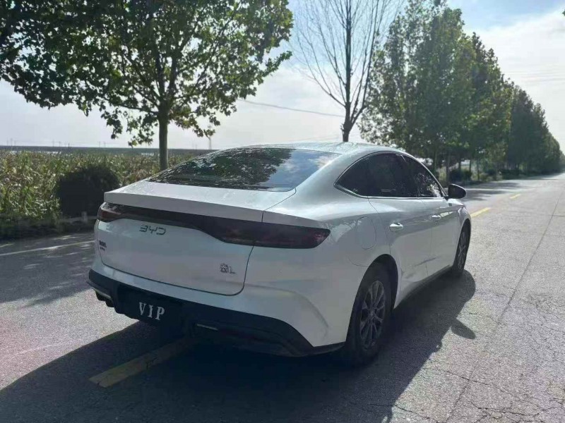 宝鸡25年比亚迪秦7