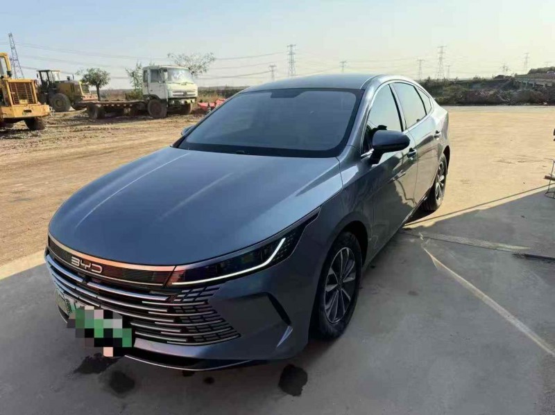 承德24年比亚迪驱逐舰3