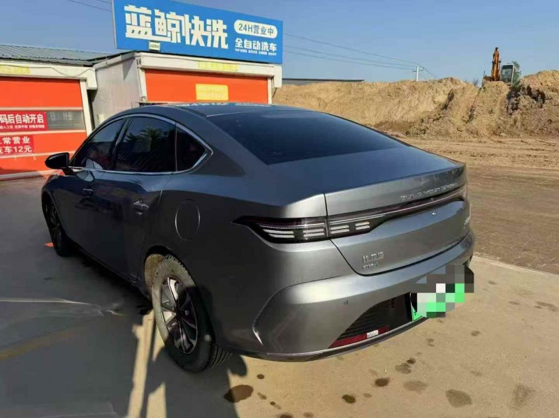 承德24年比亚迪驱逐舰8