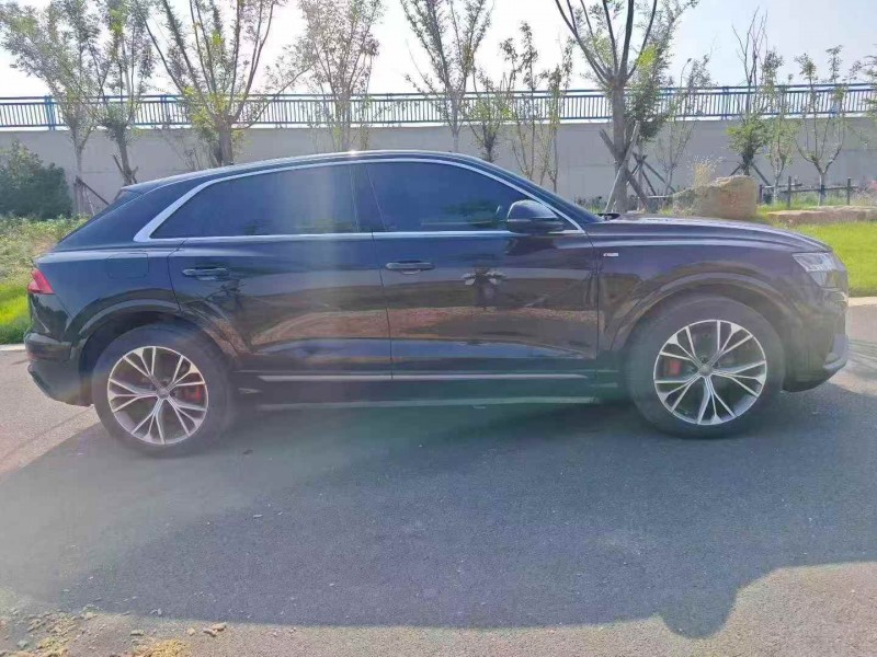 济南19年奥迪Q83