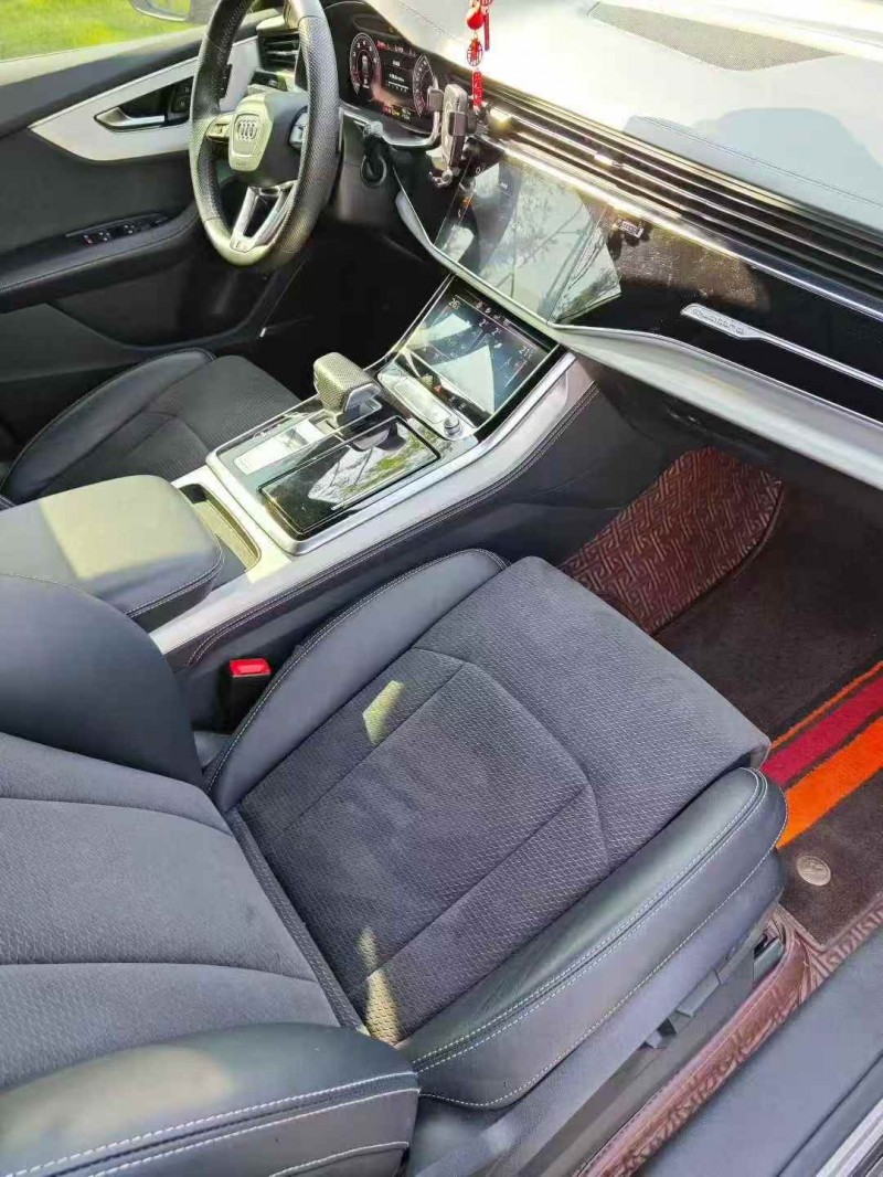 济南19年奥迪Q84