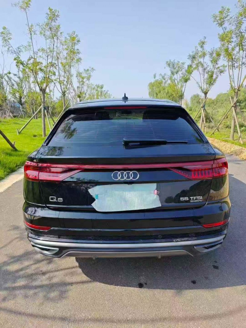 济南19年奥迪Q88