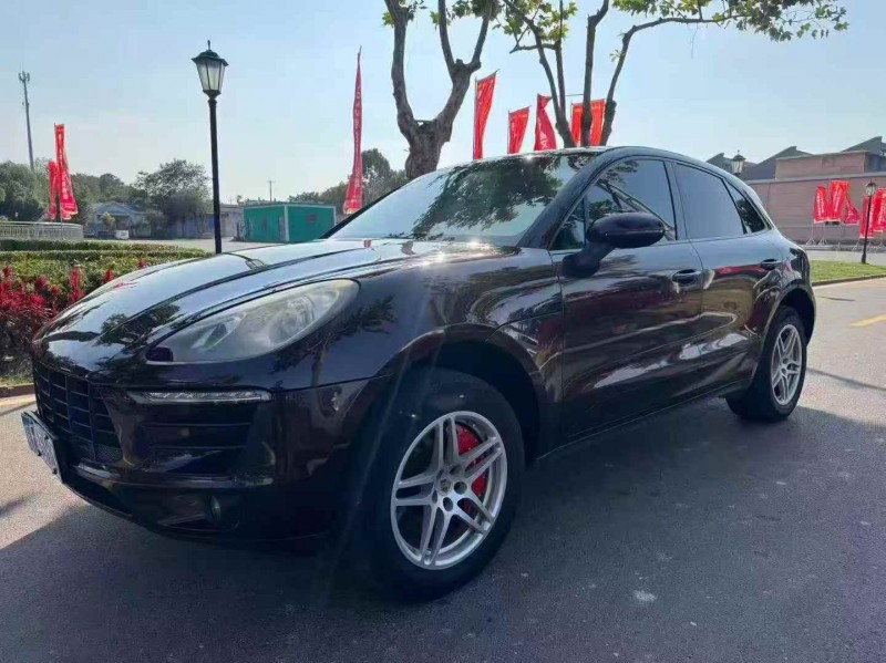 威海15年保时捷Macan2