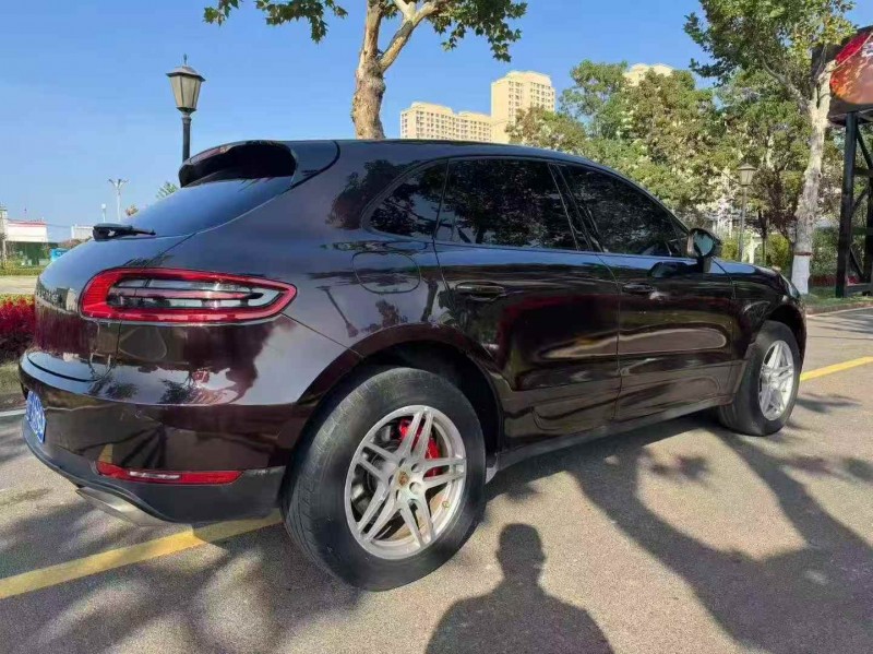 威海15年保时捷Macan4