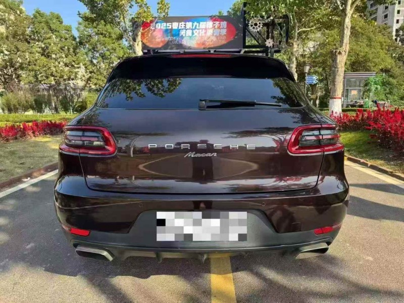 威海15年保时捷Macan9