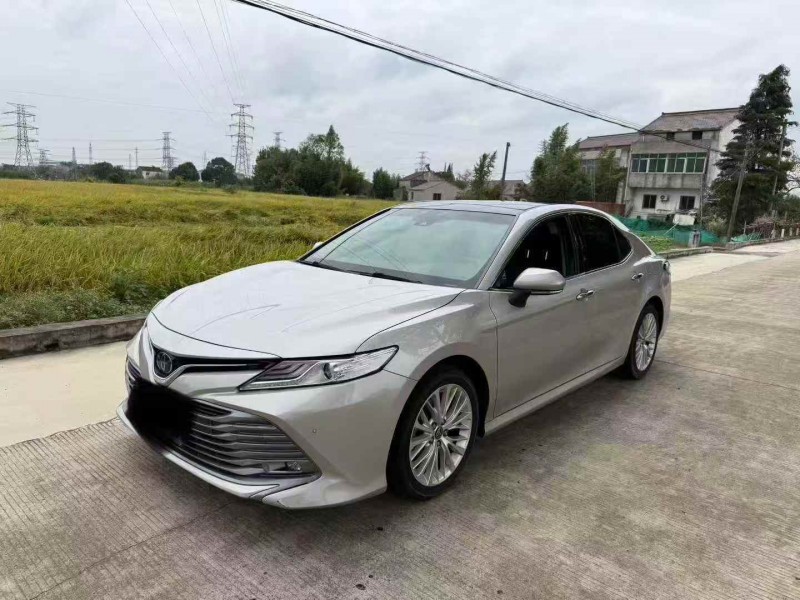 淮安19年丰田凯美瑞2