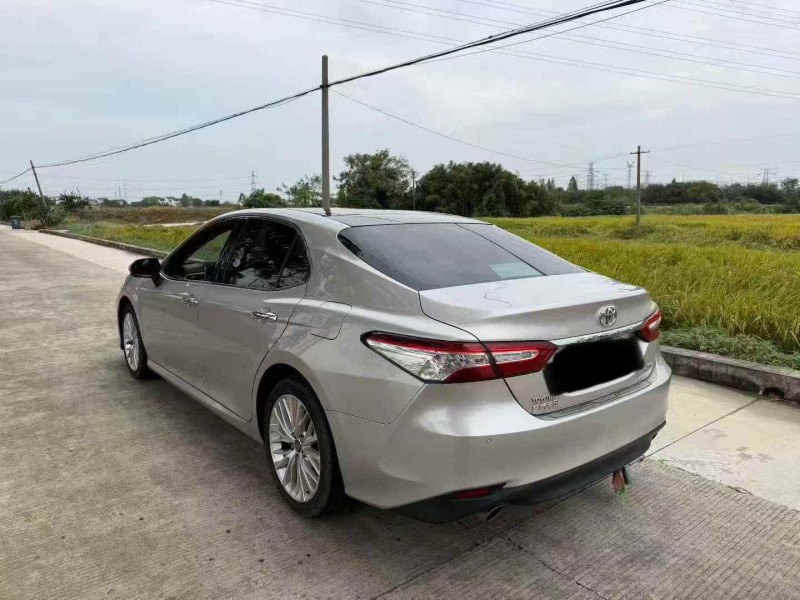 淮安19年丰田凯美瑞9