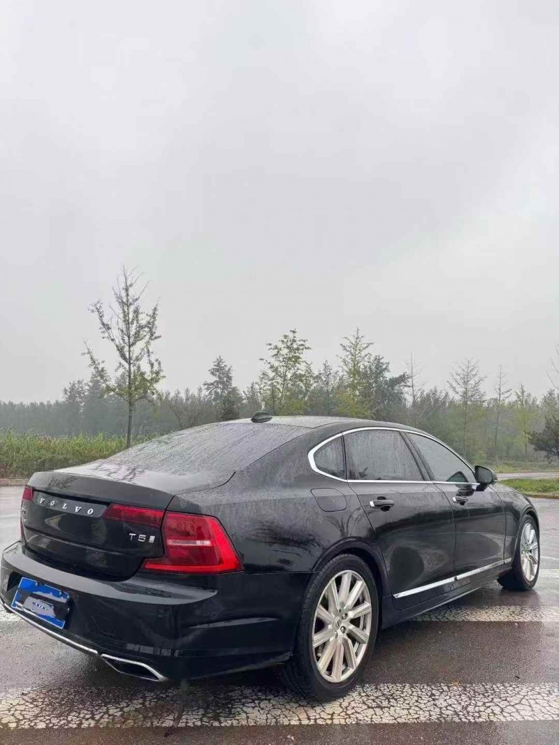 济宁19年沃尔沃S907