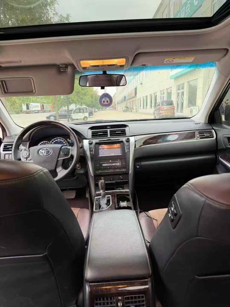 烟台16年丰田凯美瑞5