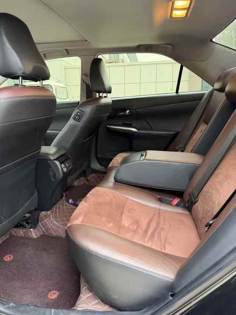 烟台16年丰田凯美瑞6