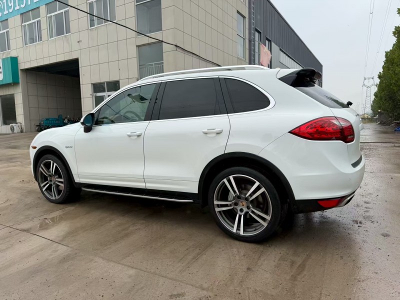 东营14年保时捷卡宴6