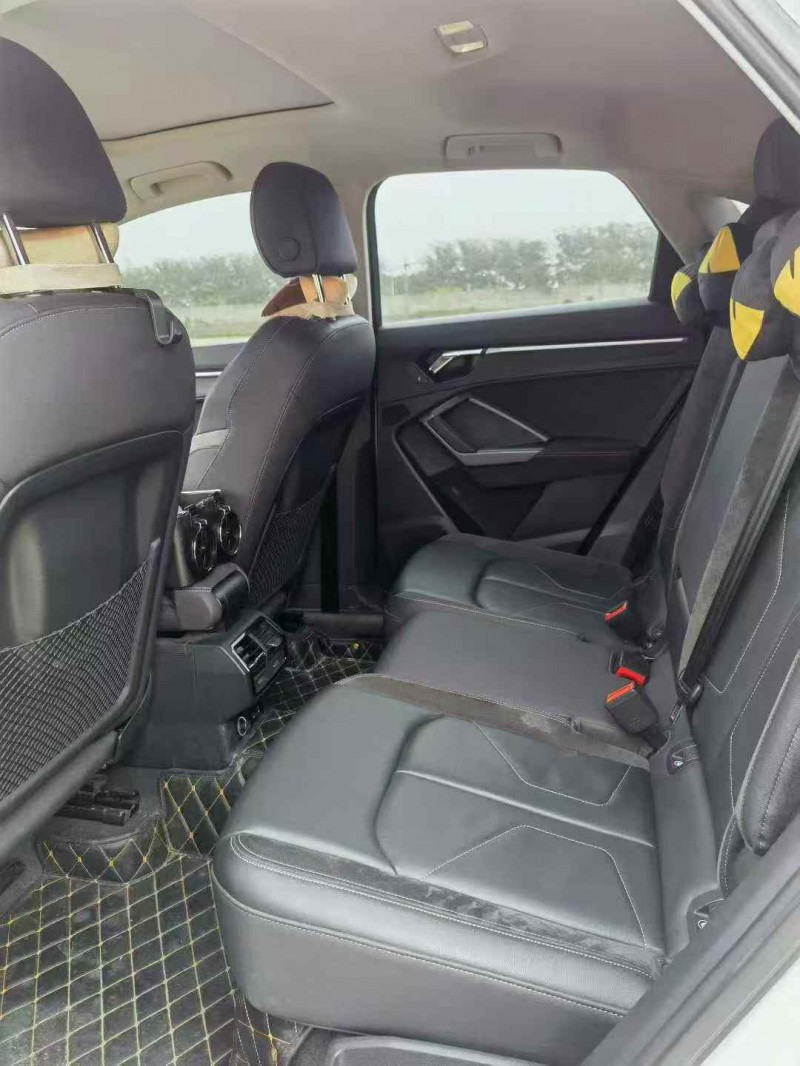 宁波21年奥迪Q36