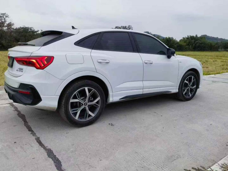 宁波21年奥迪Q38