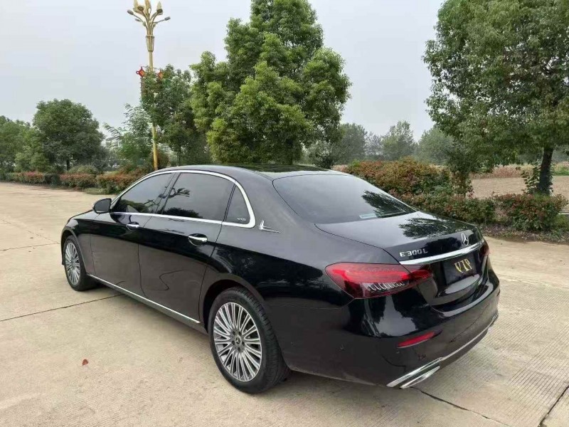 淮安22年奔驰E8
