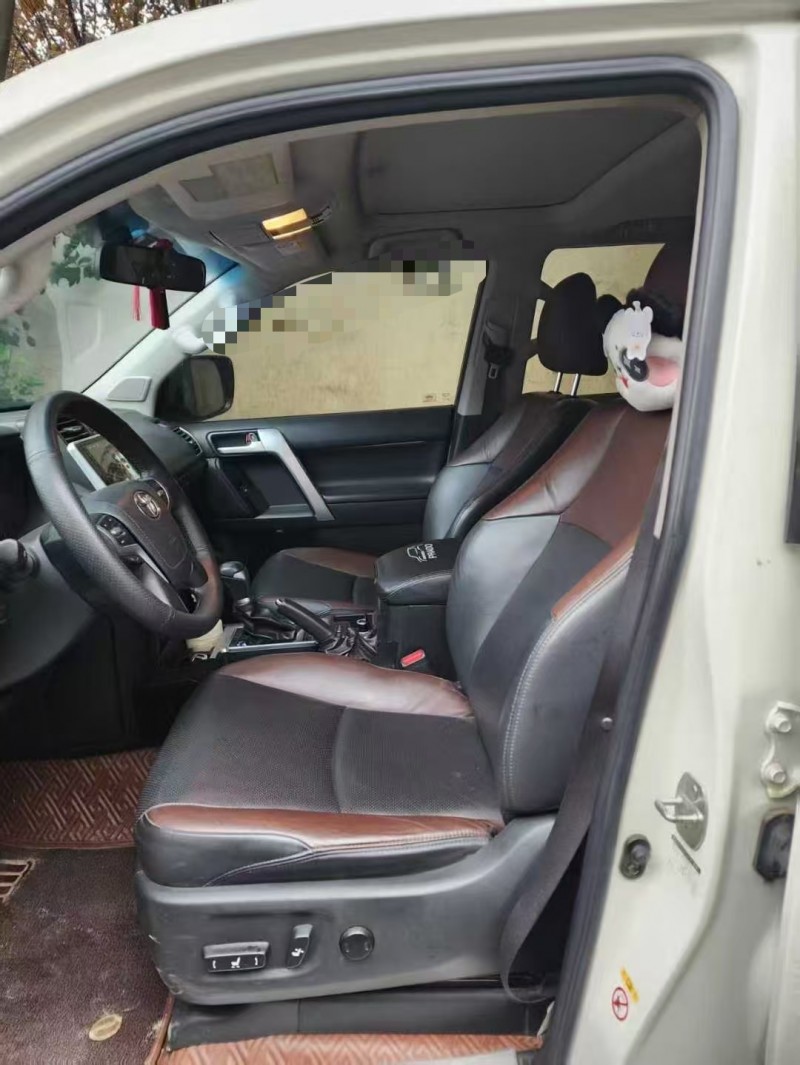 西安19年丰田普拉多4