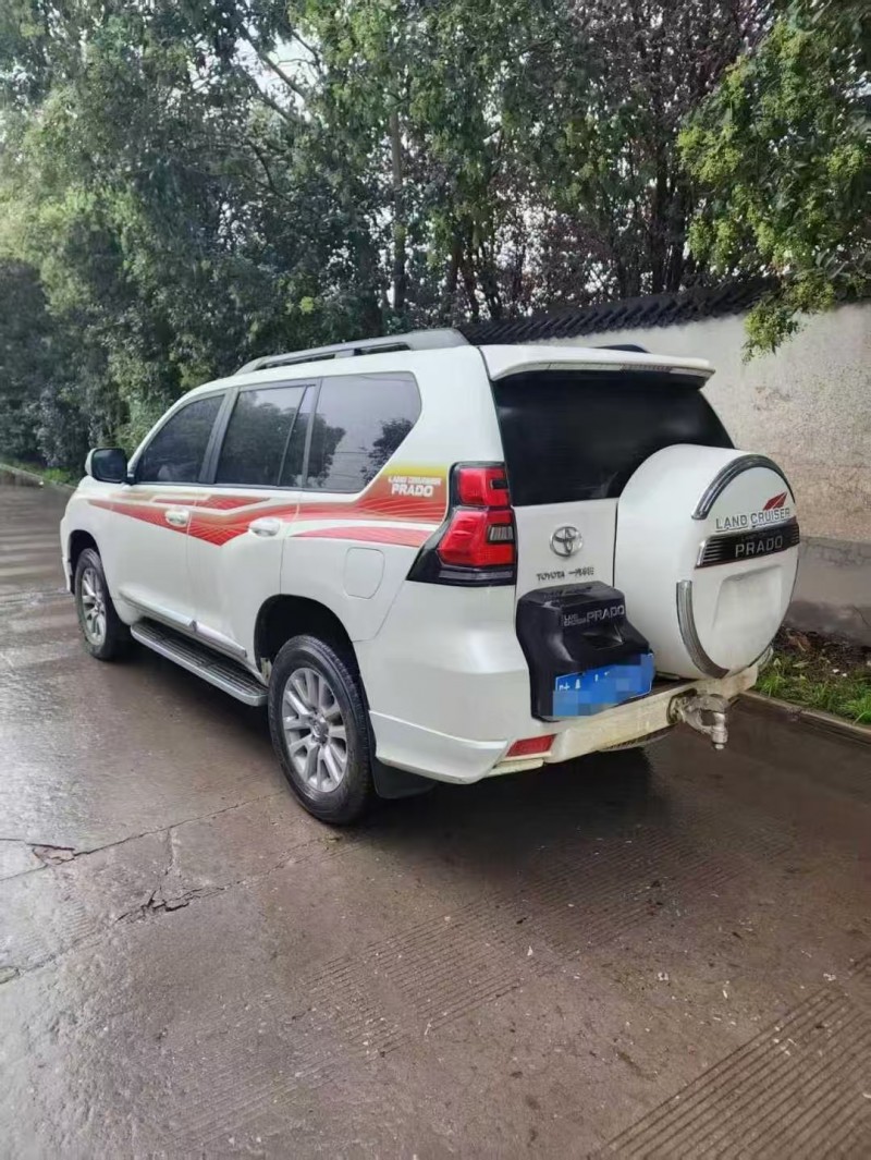 西安19年丰田普拉多6