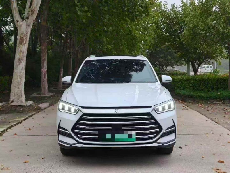 新乡23年比亚迪宋1