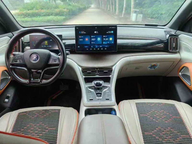 新乡23年比亚迪宋5