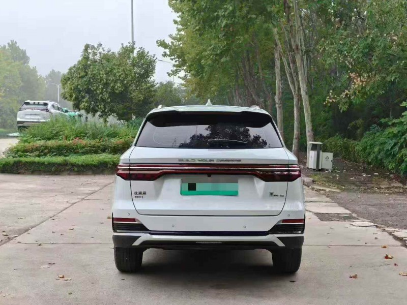 新乡23年比亚迪宋8