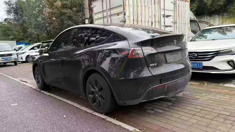 新乡24年特斯拉MODEL Y9