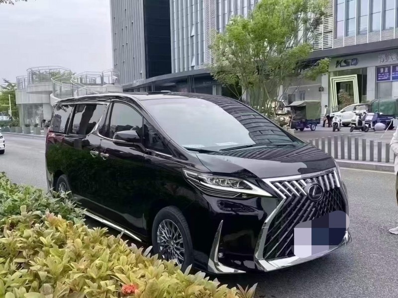 深圳23年雷克萨斯LM300H2