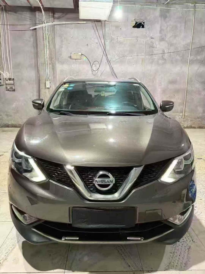 盐城18年日产逍客1