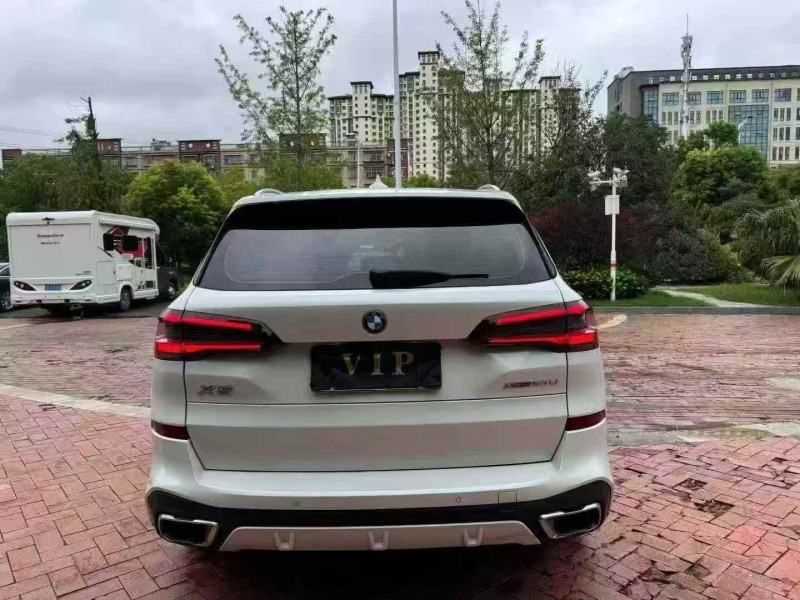 江门22年宝马X59