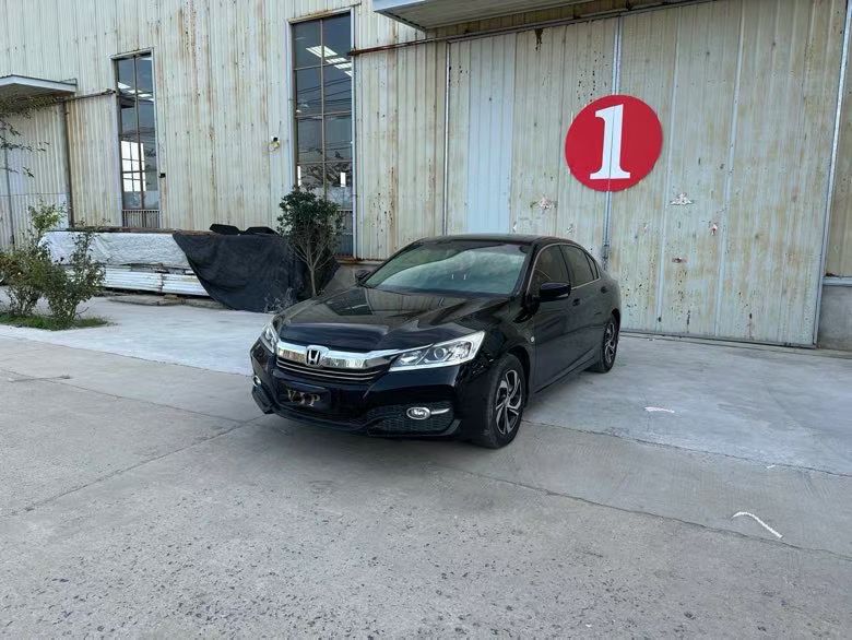 徐州17年本田雅阁2