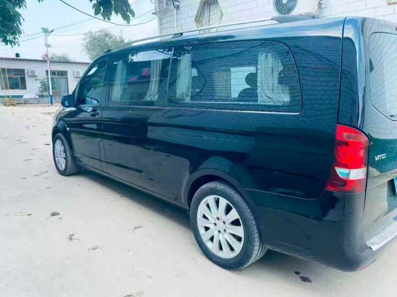 张家口19年奔驰威霆7