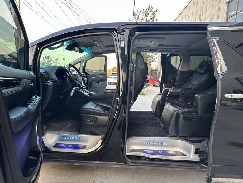 徐州20年丰田威尔法6