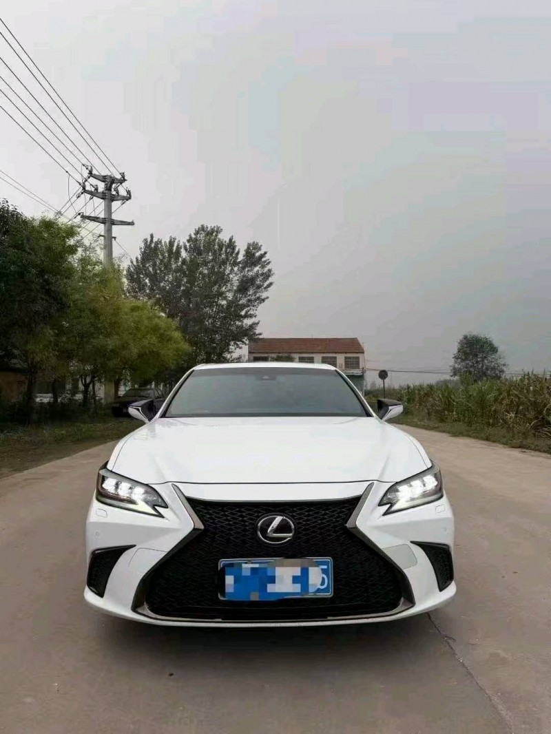 菏泽21年雷克萨斯ES1