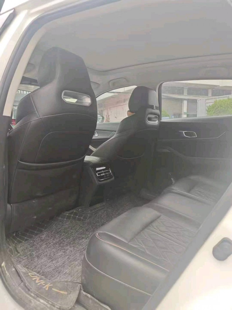 广州22年长安汽车UNI3