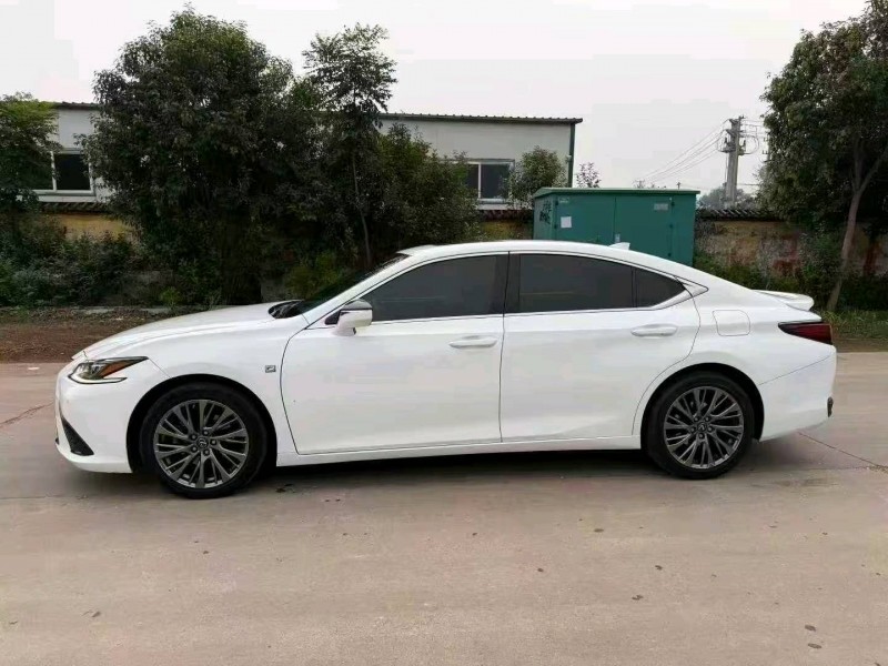 菏泽21年雷克萨斯ES4