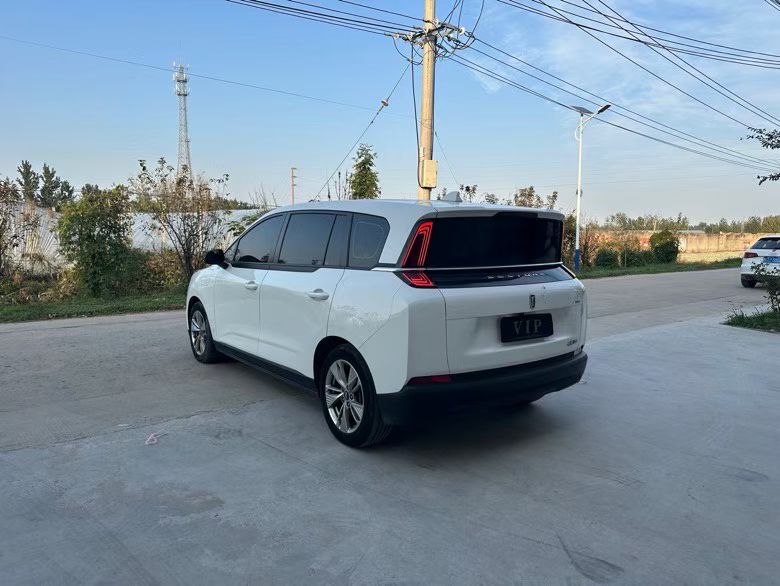 徐州23年奔腾nat3