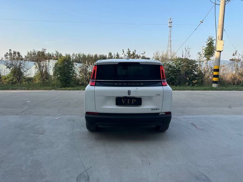 徐州23年奔腾nat9