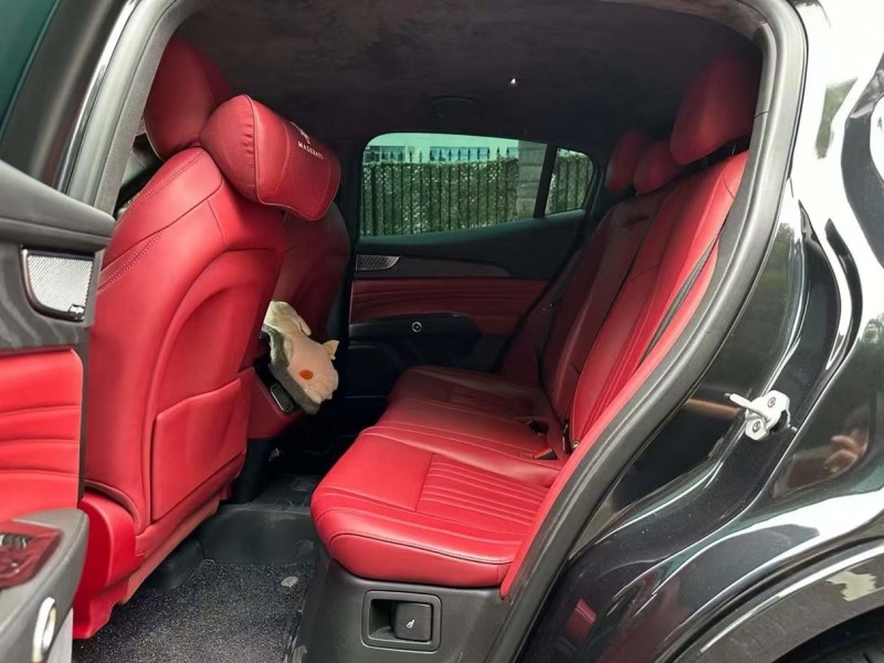 深圳23年玛莎拉蒂Grecale格雷嘉4